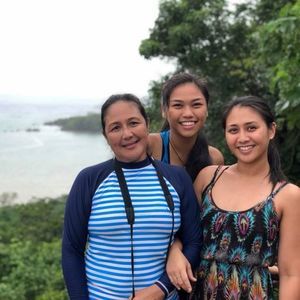 Meet your Posher, Maxine